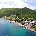 Apartments By The Sea Kabli, Peljesac - 10221