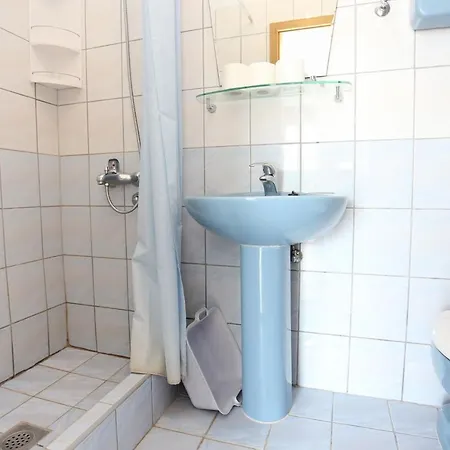 Apartments By The Sea Kabli, Peljesac - 10221 * Brijesta